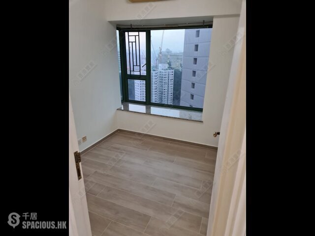 Lai Chi Kok - Nob Hill 01