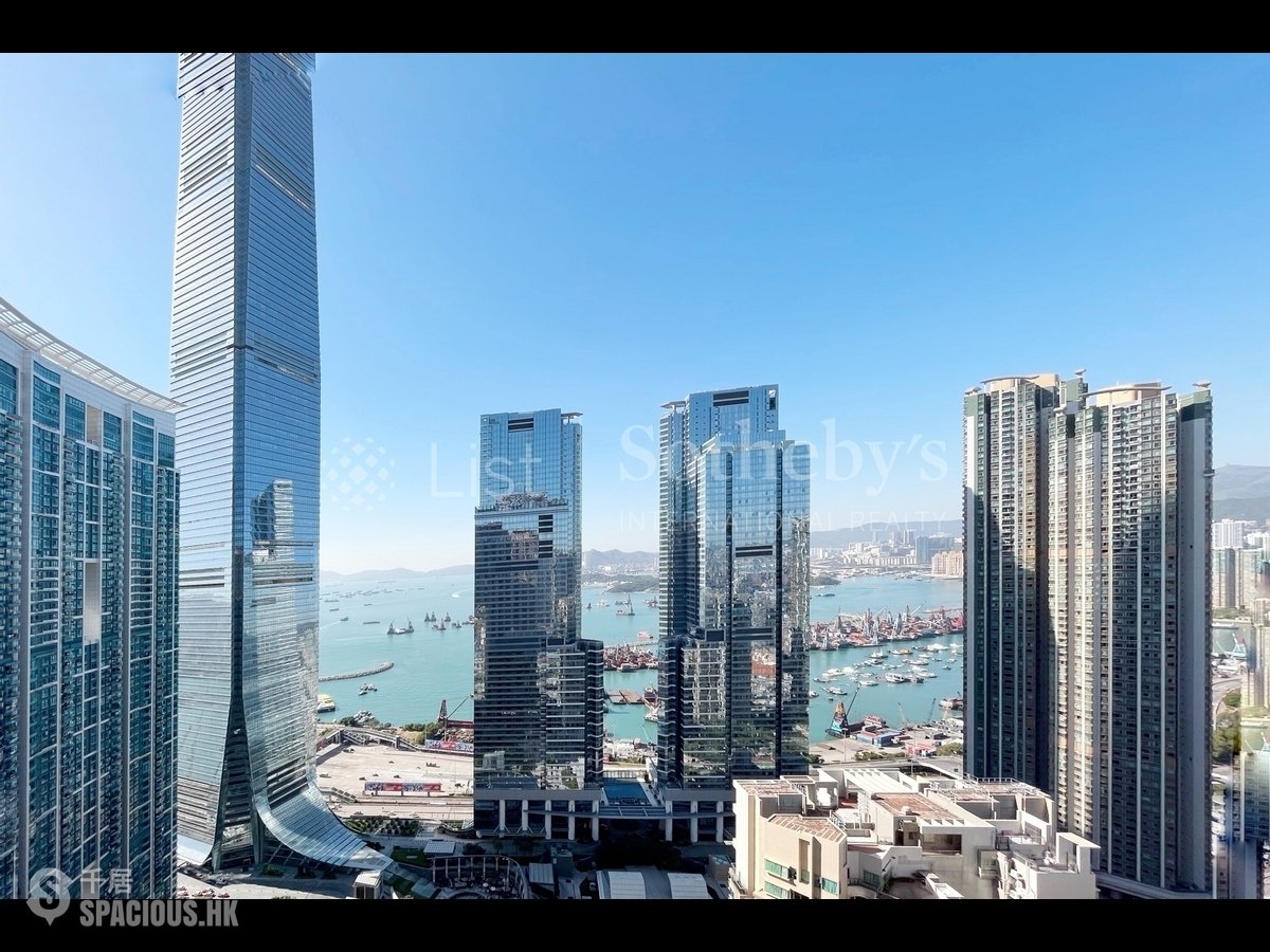 West Kowloon - The Arch 01