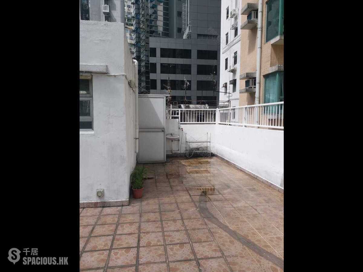 Causeway Bay - 40, Jardine's Crescent 01