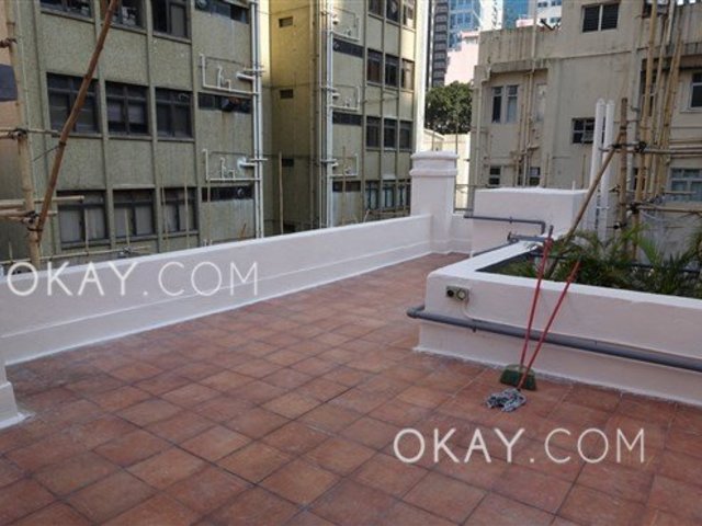 Wan Chai - Kaza Wanchai 01