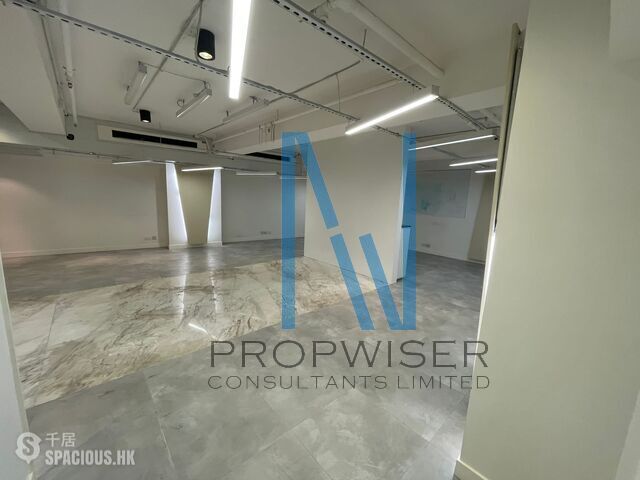 尖沙咀 - New Landwide Commercial Building 01