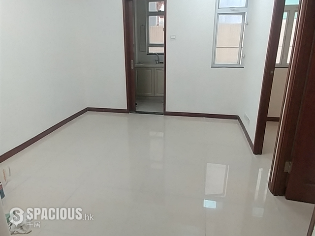 Tsim Sha Tsui - Kimbry Court 01