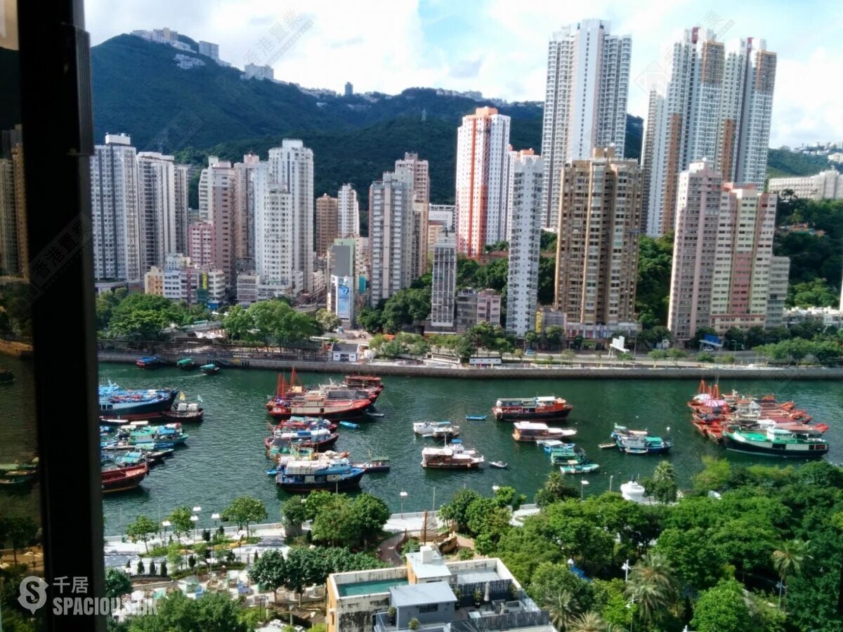 Ap Lei Chau - Shun King Court 01