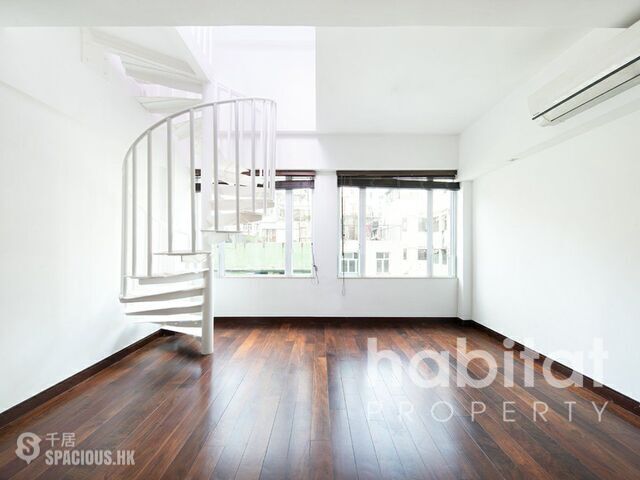 Poho - 16, Square Street 01