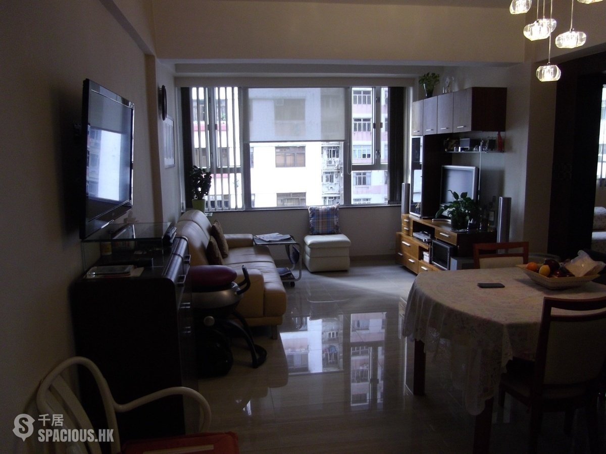 Causeway Bay - Hoi Kok Mansion 01