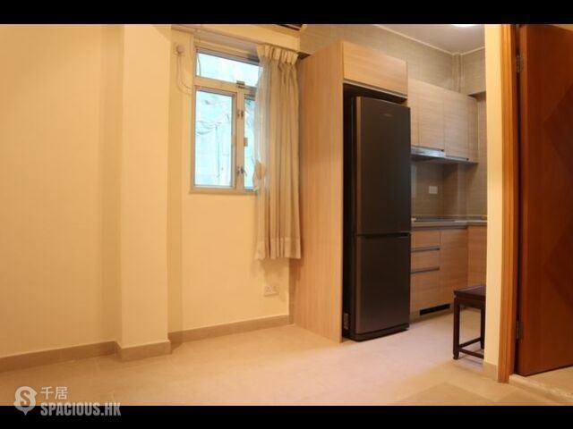 Wan Chai - 107, Queen's Road East 01