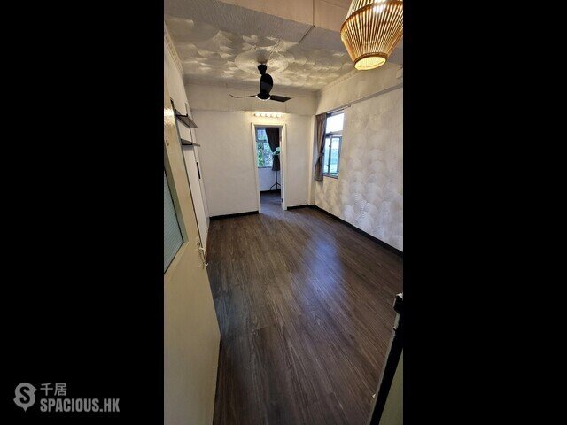 Sai Ying Pun - Tak May House 01
