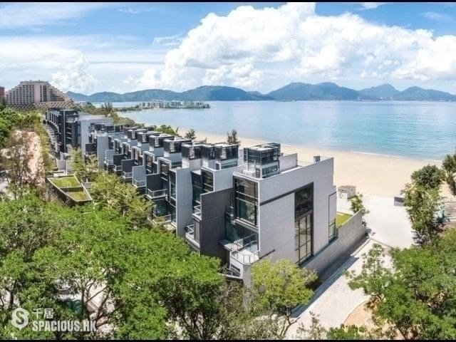 Gold Coast / So Kwun Wat - Hong Kong Gold Coast 01