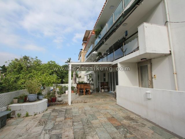 Sai Kung - Spanish Villa 01
