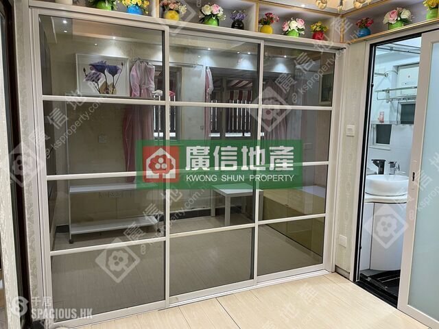 Mong Kok - Sun Ming Building 01
