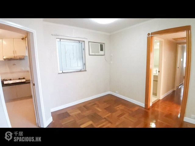 Ap Lei Chau - South Horizons Phase 3 Mei Hin Court (Block 23) 01