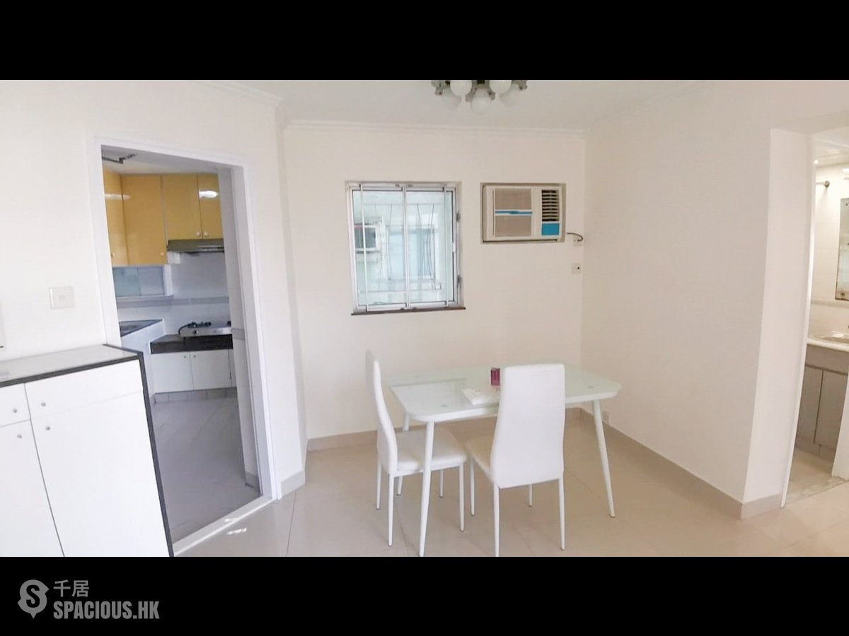 Ap Lei Chau - South Horizons Phase 3 Mei Hay Court (Block 18) 01