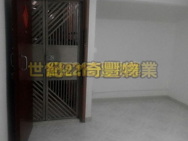 Sha Tin - Kwong Yuen Estate 01