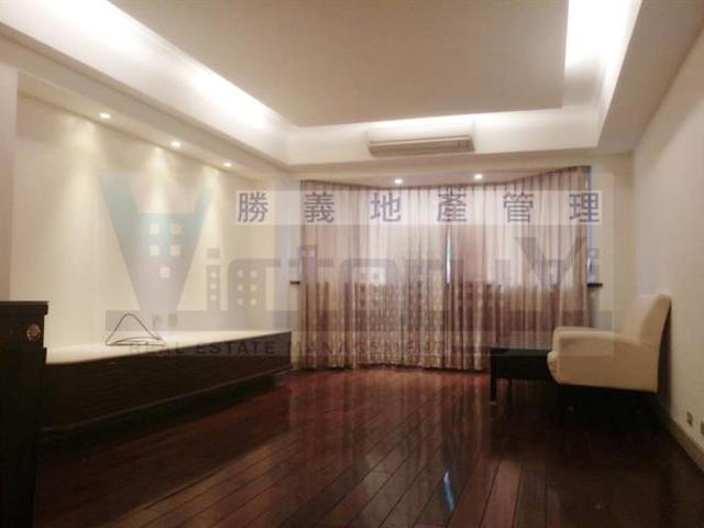 Songshan - No. X, Alley 20, Lane 256, Section 3, Nanjing East Road, Songshan District, Taipei City, Taiwan 105 01