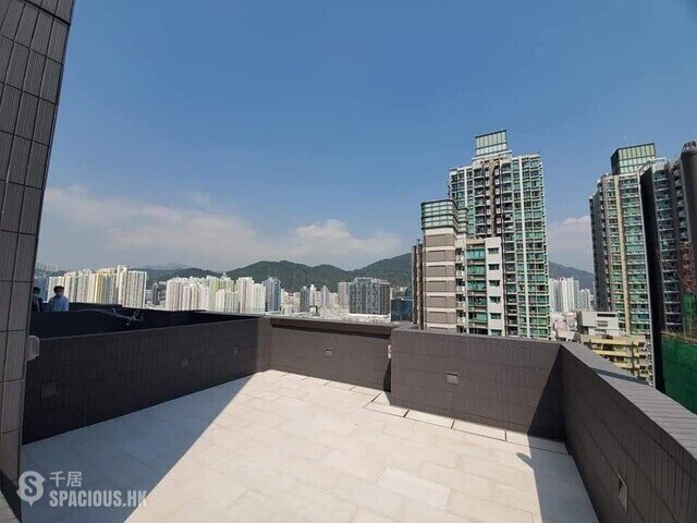 Sham Shui Po - Hyde Park 01