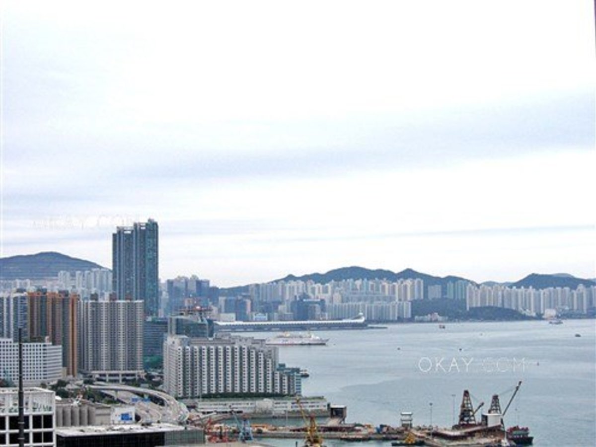 Tsim Sha Tsui - Harbour Pinnacle 01