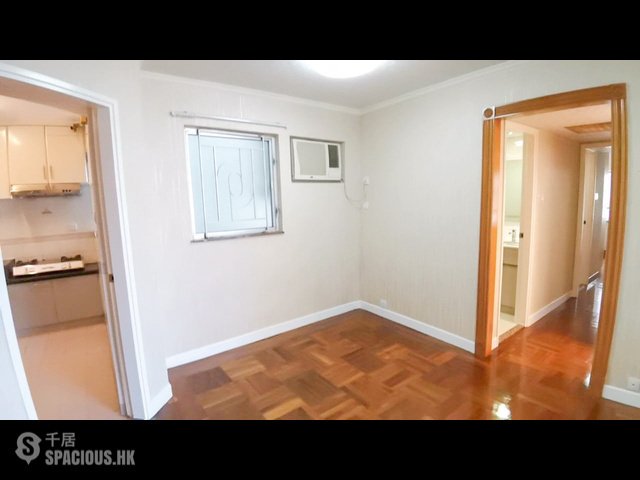 Ap Lei Chau - South Horizons Phase 3 Mei Hin Court (Block 23) 01