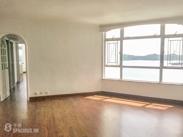 Ap Lei Chau - South Horizons Phase 3 Mei Chun Court (Block 21) 01