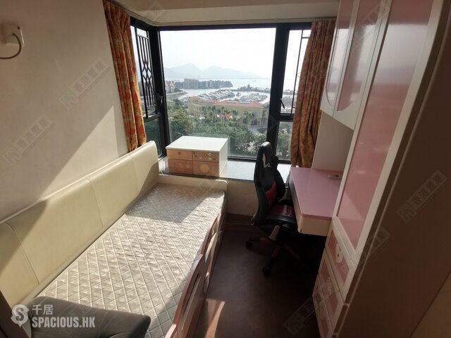 Gold Coast / So Kwun Wat - Aegean Coast 01