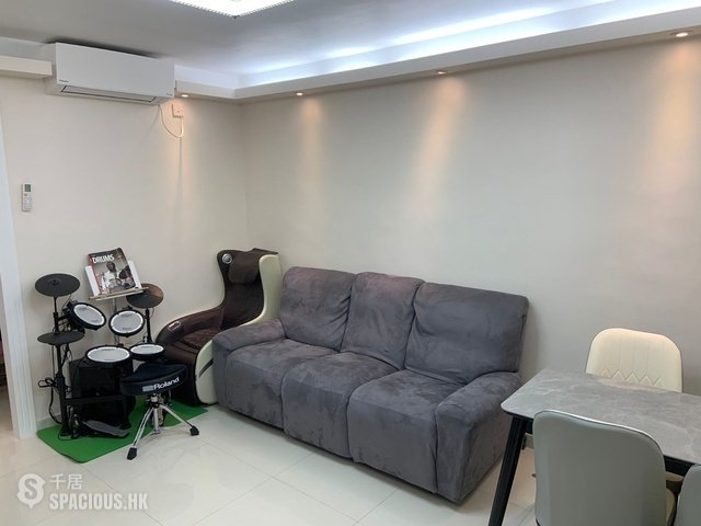 Tseung Kwan O - Kwong Ming Court 01