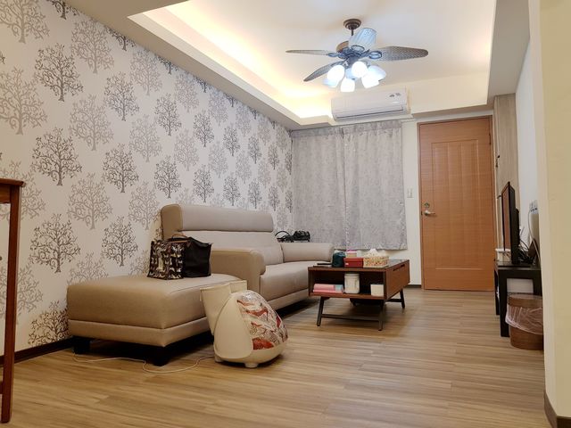 Xinyi - No. X, Lane 656, Songshan Road, Xinyi District, Taipei City, Taiwan 110 01