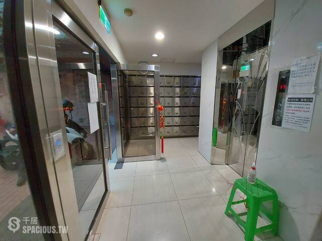 Zhongshan - No. XX, Section 1, Minsheng E Rd, Zhongshan District, Taipei City, Taiwan 10491 01