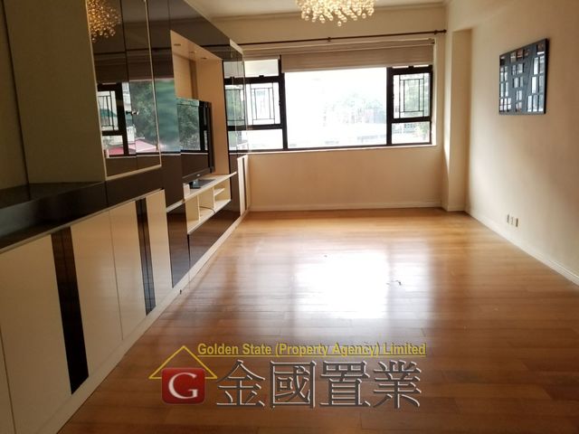 Yau Yat Chuen - Lai Yuen 01