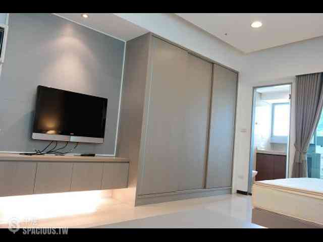 Xinyi - No. XXX, Section 5, Xinyi Road, Xinyi District, Taipei City, Taiwan 110 07