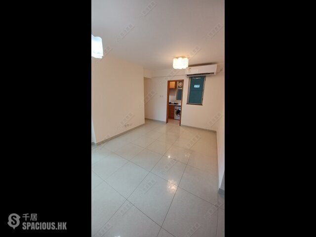 Aberdeen - Tin Wan Court 01