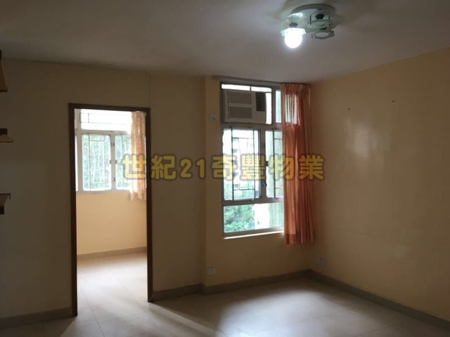 Tai Wai - May Shing Court 01