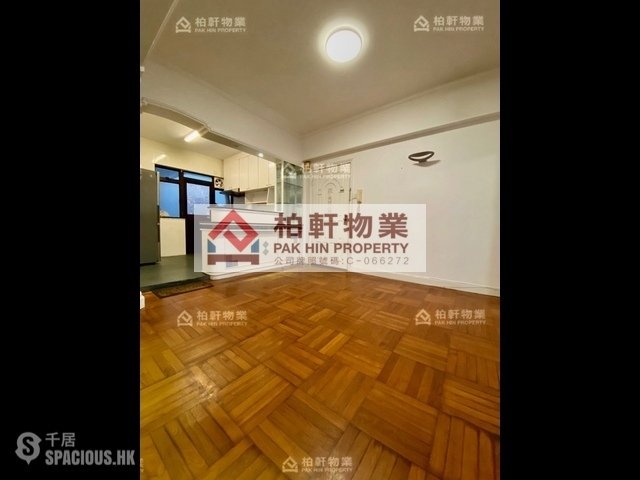 Quarry Bay - Lai Wah Mansion 01
