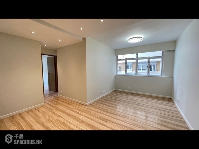 Beacon Hill - Avon Court 01