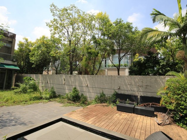 Yuen Long - One Hyde Park 01