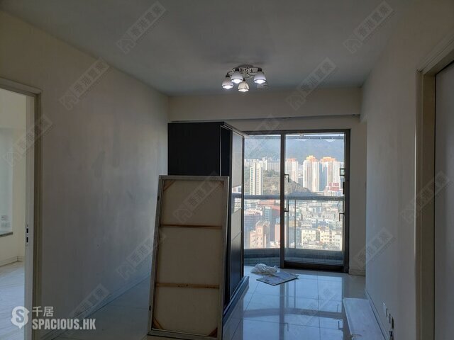 Sham Shui Po - Trinity Towers 01