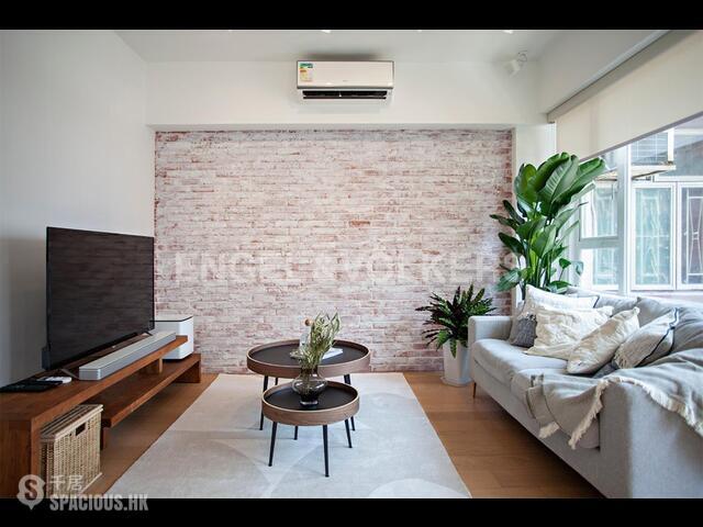 Sheung Wan - Yick Fung Building 01