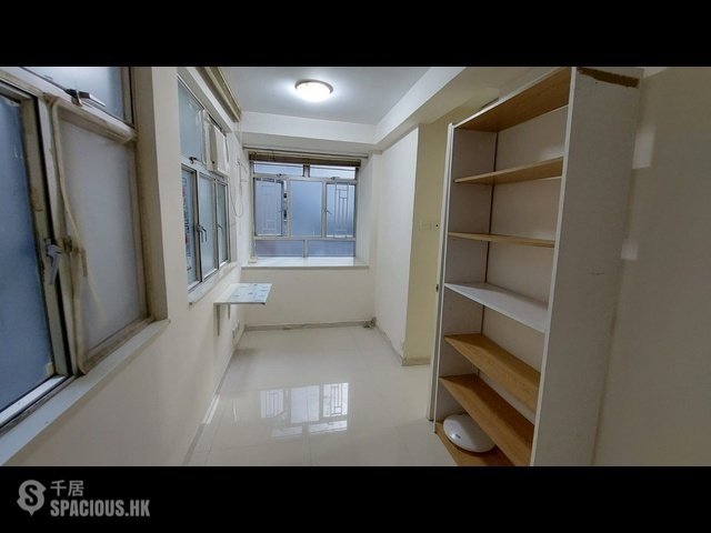 North Point - Kin Yip Mansion 01