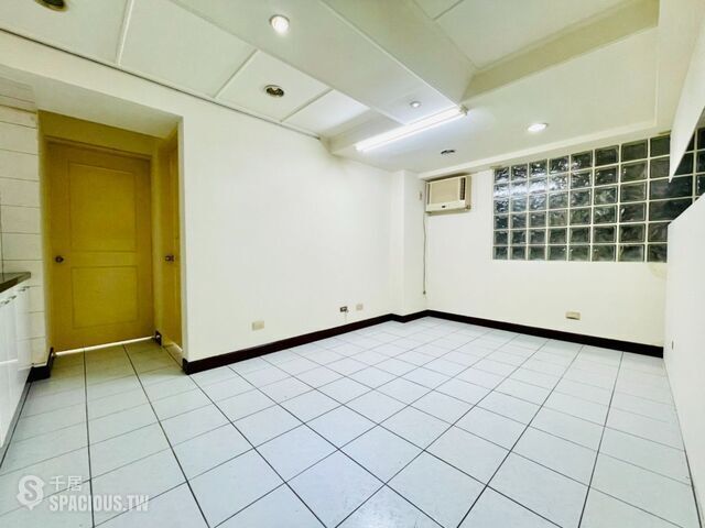 中山區 - 10491台灣台北市中山區民族東路XX號 01