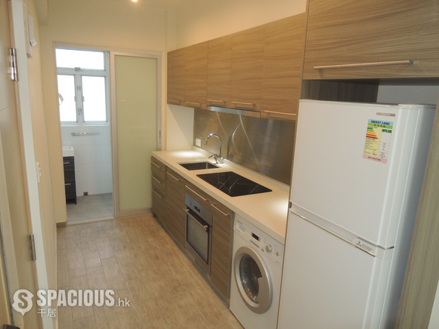 Happy Valley - 14, Tsun Yuen Street 01