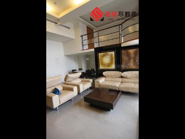 Xinyi - Section 1, Keelung Rd, Xinyi District, Taipei City, Taiwan 01
