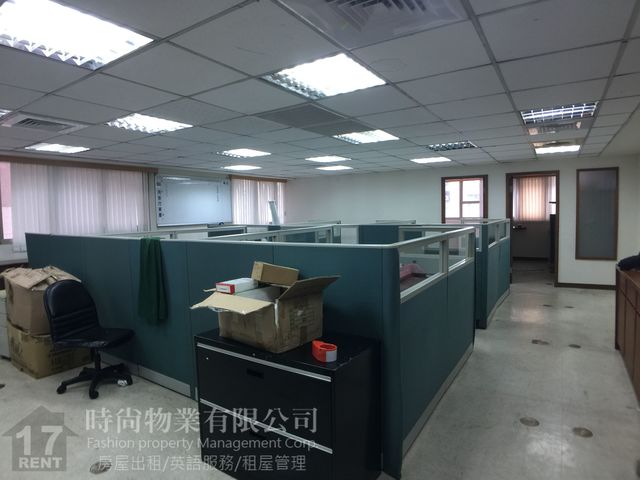 Songshan - No. XX, Section 5, Nanjing East Road, Songshan District, Taipei City, Taiwan 105 01
