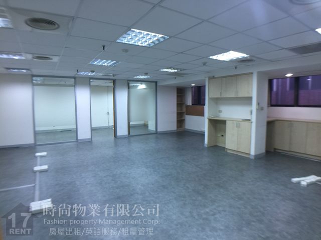 Songshan - No. XX, Section 5, Nanjing East Road, Songshan District, Taipei City, Taiwan 105 01