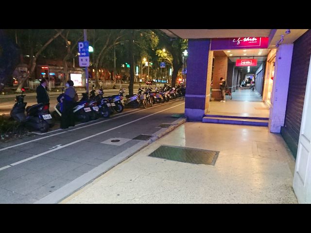 Daan - 號, No. XXX仁愛路四段大安區台北市 Taiwan 106 01