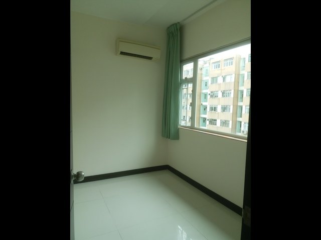 North Point - Majestic Apartments 01