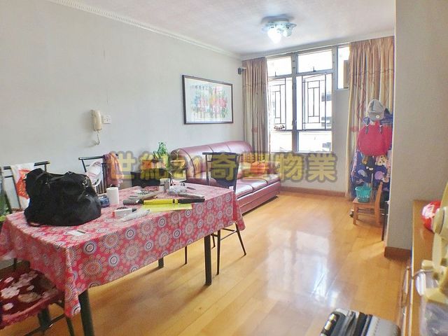 Fanling - Yung Shing Court 01