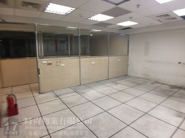 Xinyi - No. XX, Dongxing Road, Xinyi District, Taipei City, Taiwan 110 01