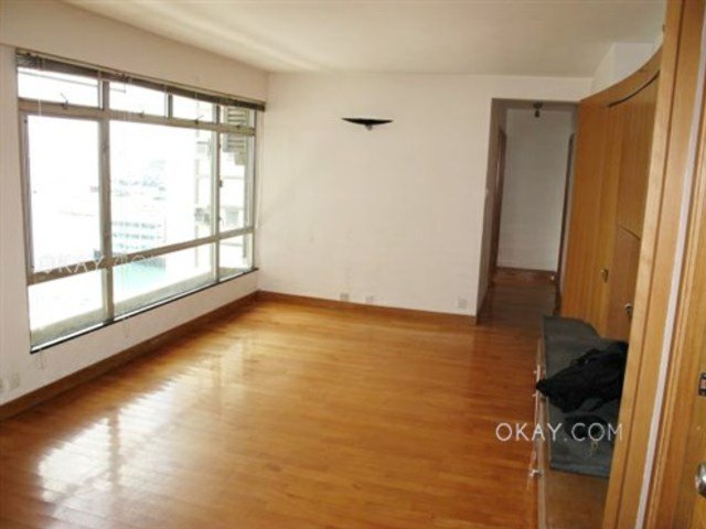 Sai Wan Ho - Lei King Wan Sites B Block 7 Yat Wing Mansion 01