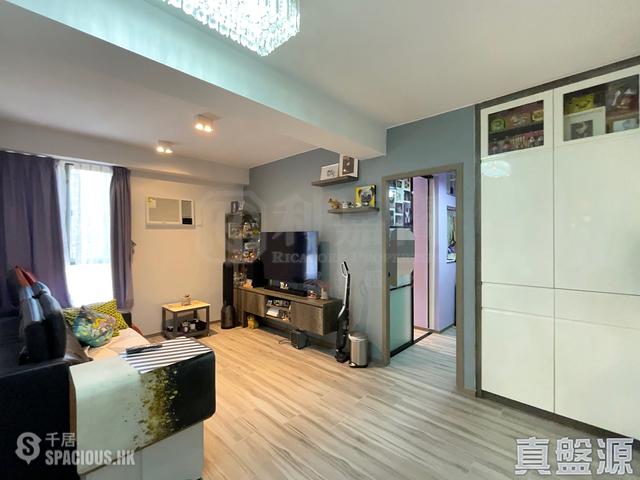 Tseung Kwan O - Bauhinia Garden 01