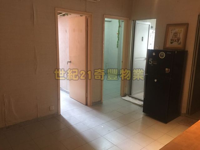 Tai Wai - Chung Pak Lau 01