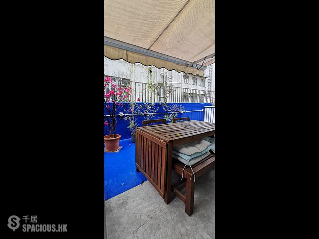 Sai Ying Pun - Lee On Mansion 01