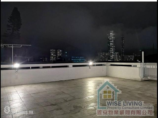 Jardines Lookout - Pine Hill Villa 01